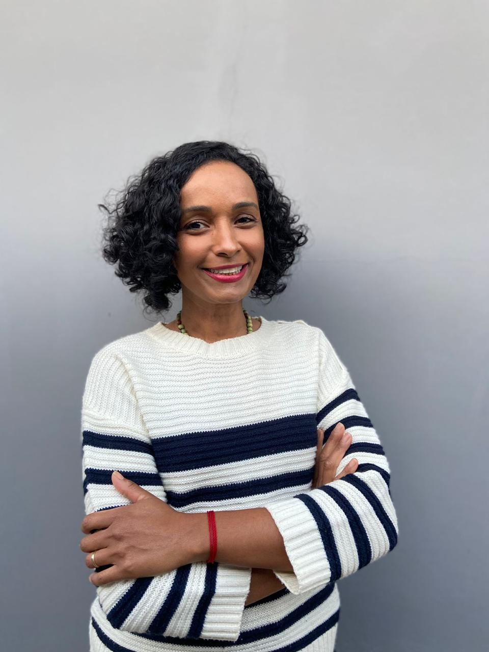 Julyana Oliveira, Psicóloga especializada em EMDR, Brainspotting e Psicodrama